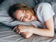 Люди, які сплять на лівому боці ліжка, найчастіше мають ці риси характеру