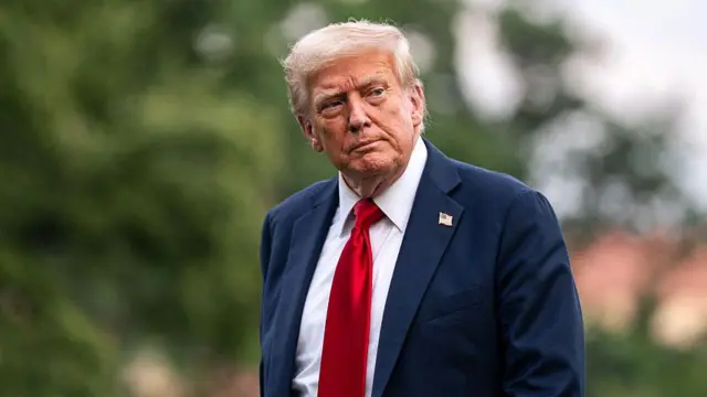 Трамп промахнувся: Невигідна мирна угода загрожуватиме не лише Україні, а й США, - Bloomberg