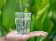 Варто знати! Що станеться з вашим організмом, якщо пити недостатньо води