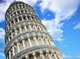 Пізанська вежа має 